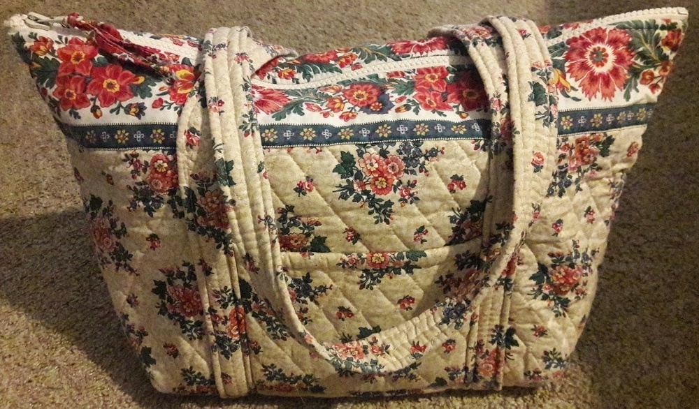 Vera Bradley Vintage Indiana in Tea Garden